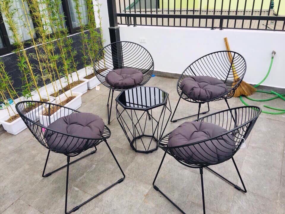 bàn ghe sắt nghệ thuật 2
