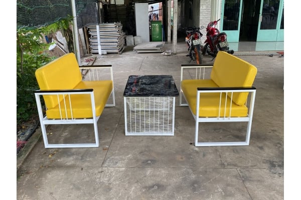 sản xuất bộ bàn ghế sắt cafe