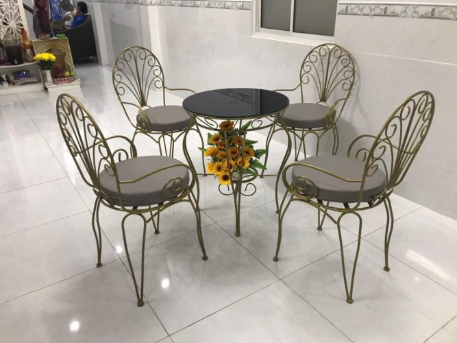 setup trang trí quán cafe đẹp