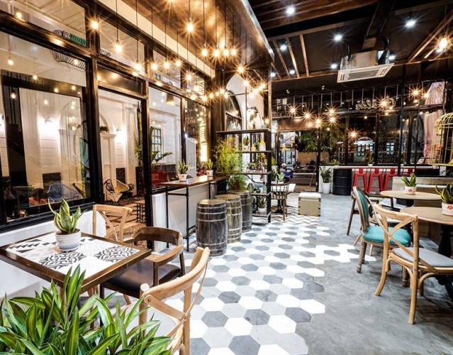 trang trí nội thất quán cafe